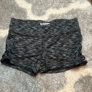 Forever 21 workout shorts size large